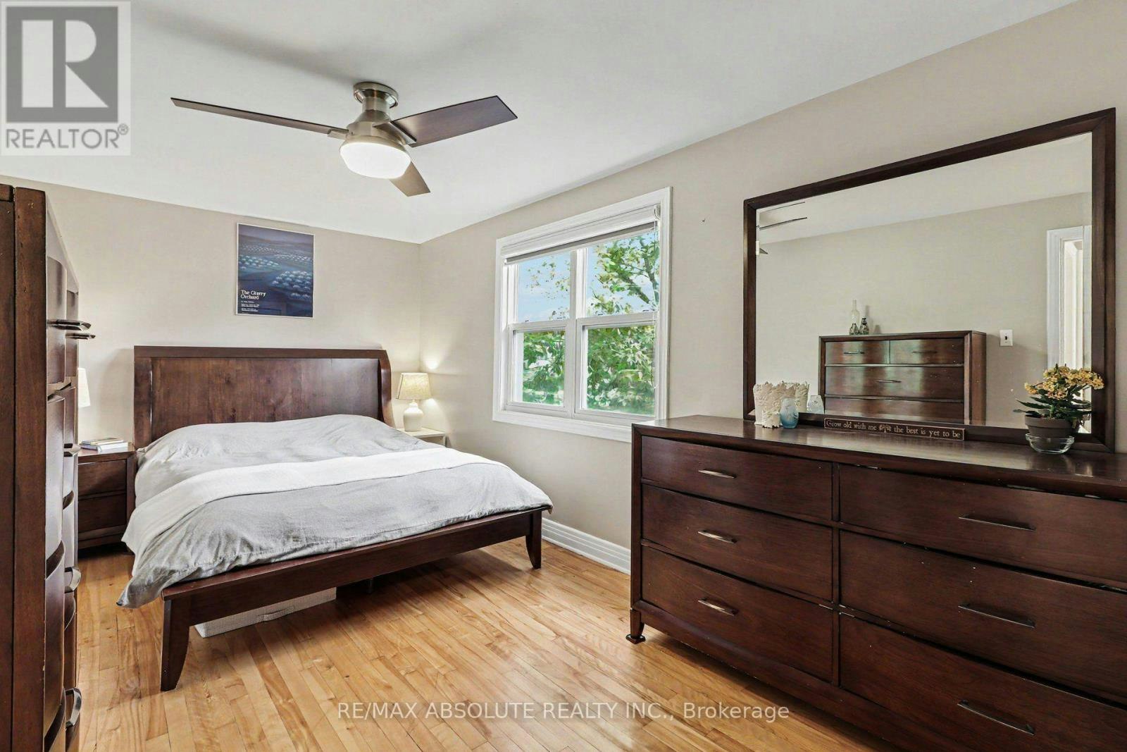 805 Smyth Road, Ottawa, ON, K1G 1P2 - 17