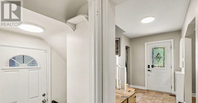 805 Smyth Road, Ottawa, ON, K1G 1P2 - 7