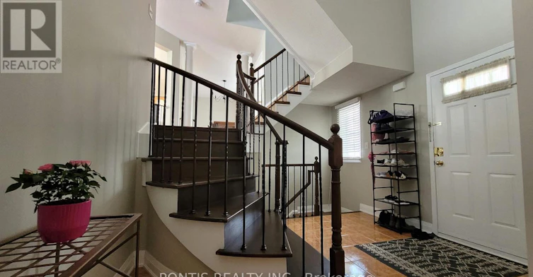 65-5535 Glen Erin Drive, Mississauga, ON, L5M 6H1 - 2