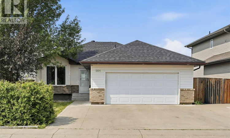 254 Denham Crescent