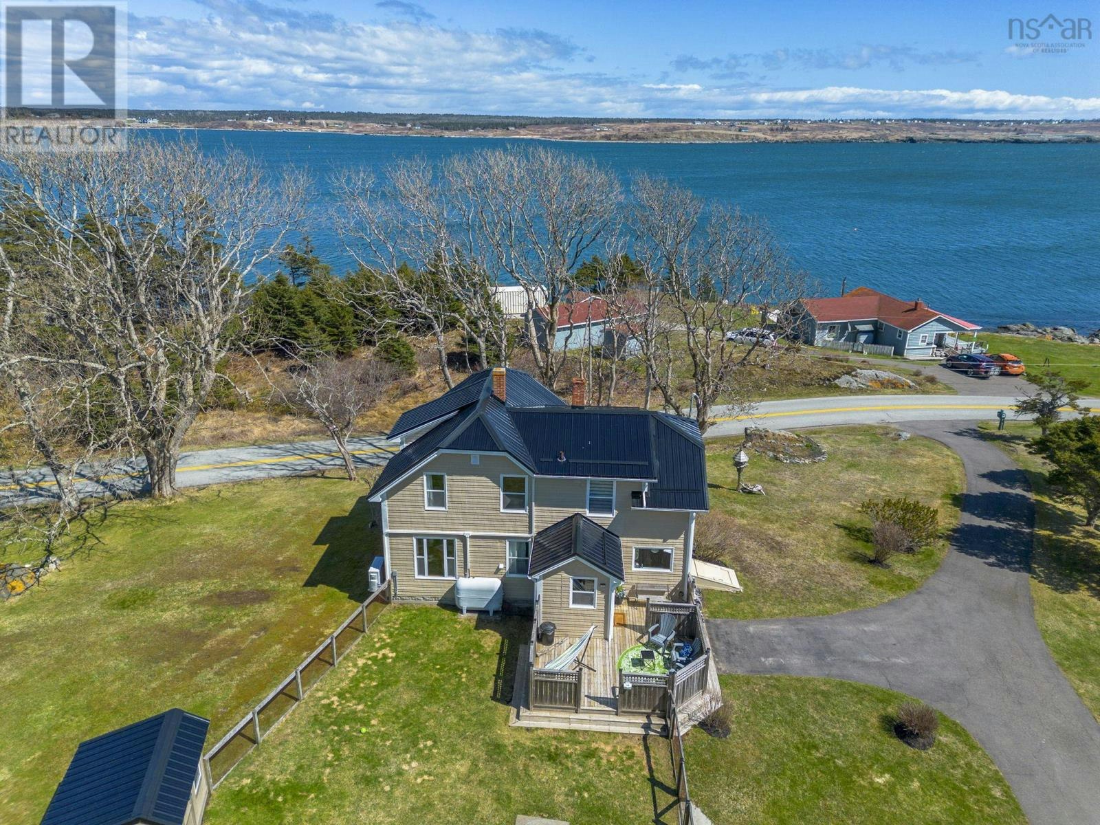 1772 304 Highway, Cape Forchu, NS, B5A 5G7