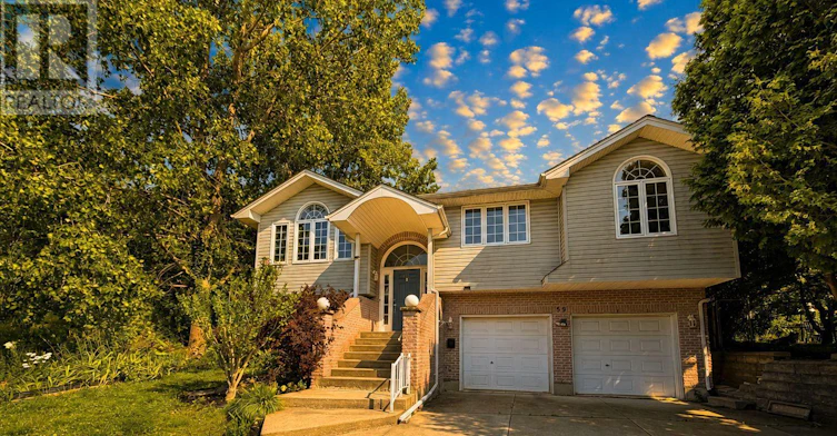 UPPER-59 Cleveland Place, London, ON, N5Z 4T5