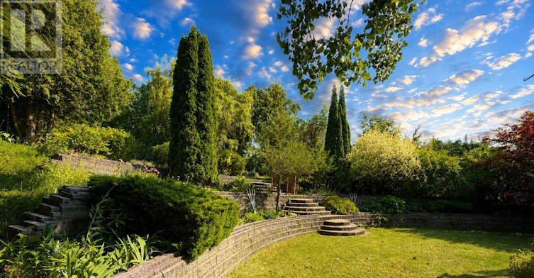 UPPER-59 Cleveland Place, London, ON, N5Z 4T5 - 2