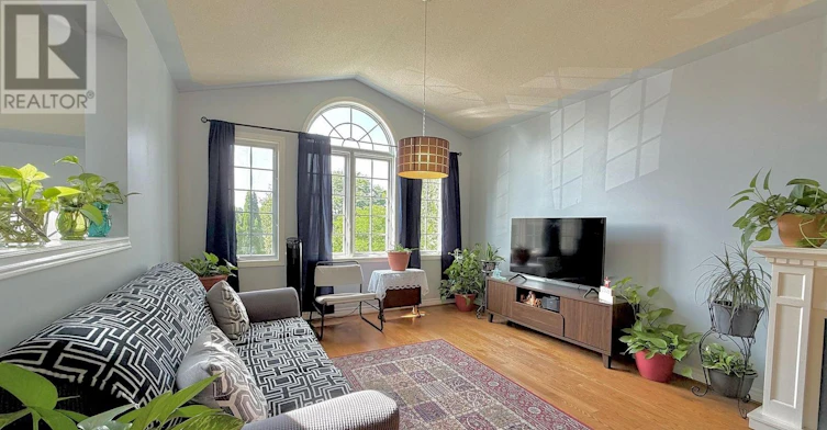 UPPER-59 Cleveland Place, London, ON, N5Z 4T5 - 7