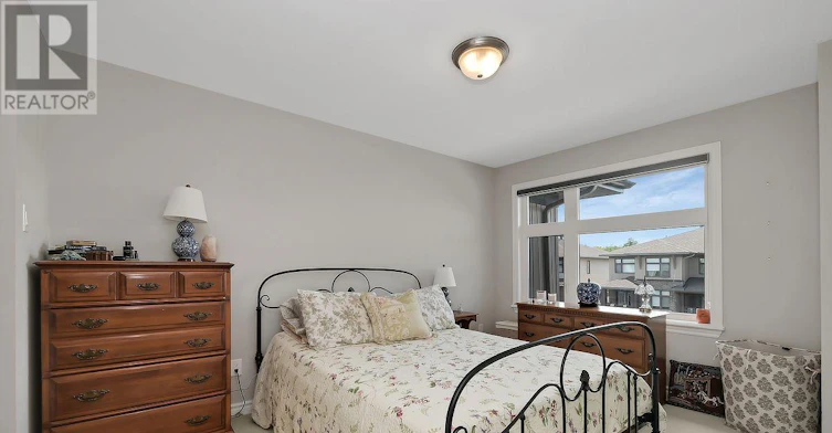 216 Dragonfly Walk, Ottawa, ON, K1W 0J8 - 16