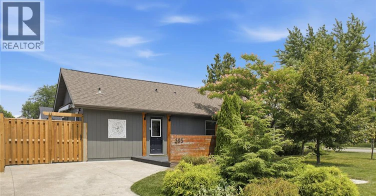 395 Brighton Road, Tecumseh, ON, N8N 2L2