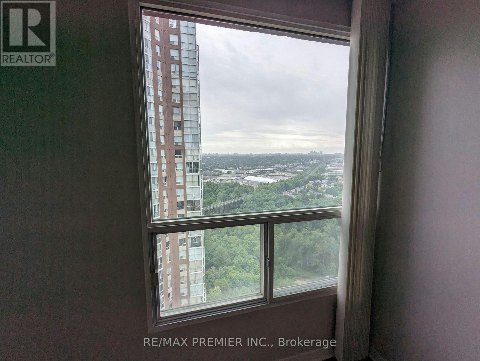 2809-5 Concorde Place, Toronto, ON, M3C 3M8 - 22