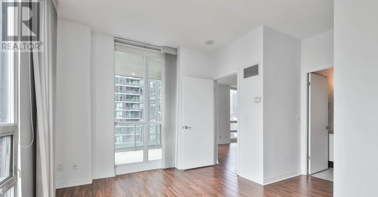 2711-16 Yonge Street, Toronto, ON, M5E 2A1 - 17