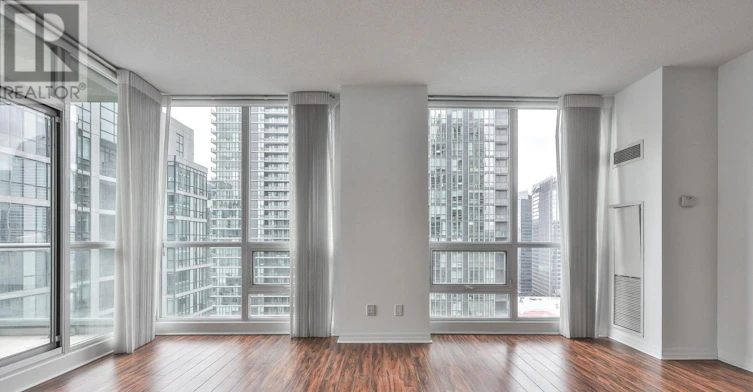 2711-16 Yonge Street, Toronto, ON, M5E 2A1 - 2
