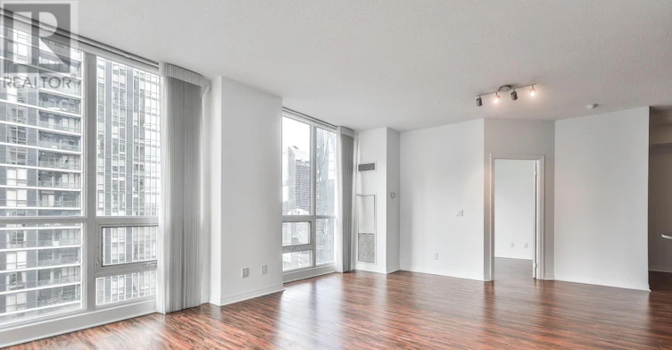 2711-16 Yonge Street, Toronto, ON, M5E 2A1 - 4