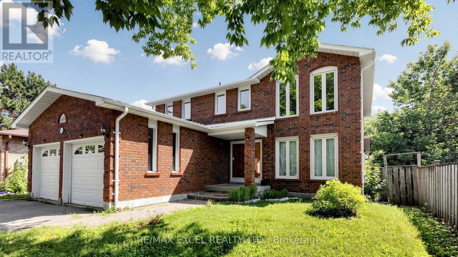 21 Mary Gapper Crescent, Richmond Hill, ON, L4C 7L9 - 3