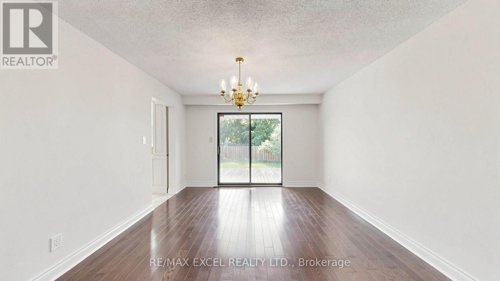 21 Mary Gapper Crescent, Richmond Hill, ON, L4C 7L9 - 18