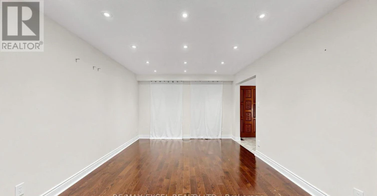 21 Mary Gapper Crescent, Richmond Hill, ON, L4C 7L9 - 25