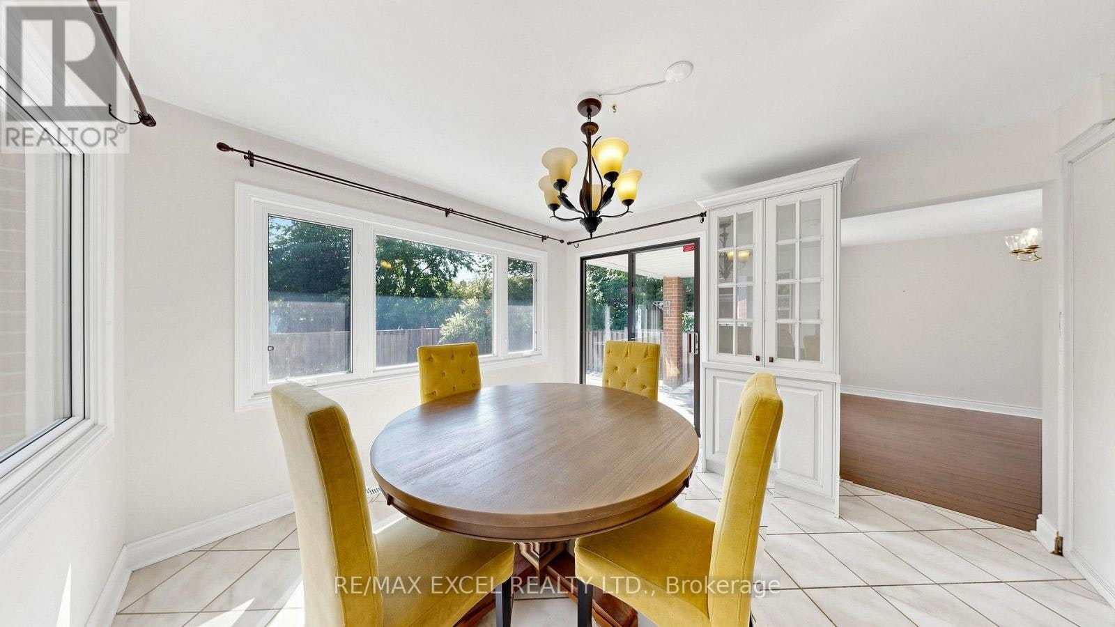 21 Mary Gapper Crescent, Richmond Hill, ON, L4C 7L9 - 17