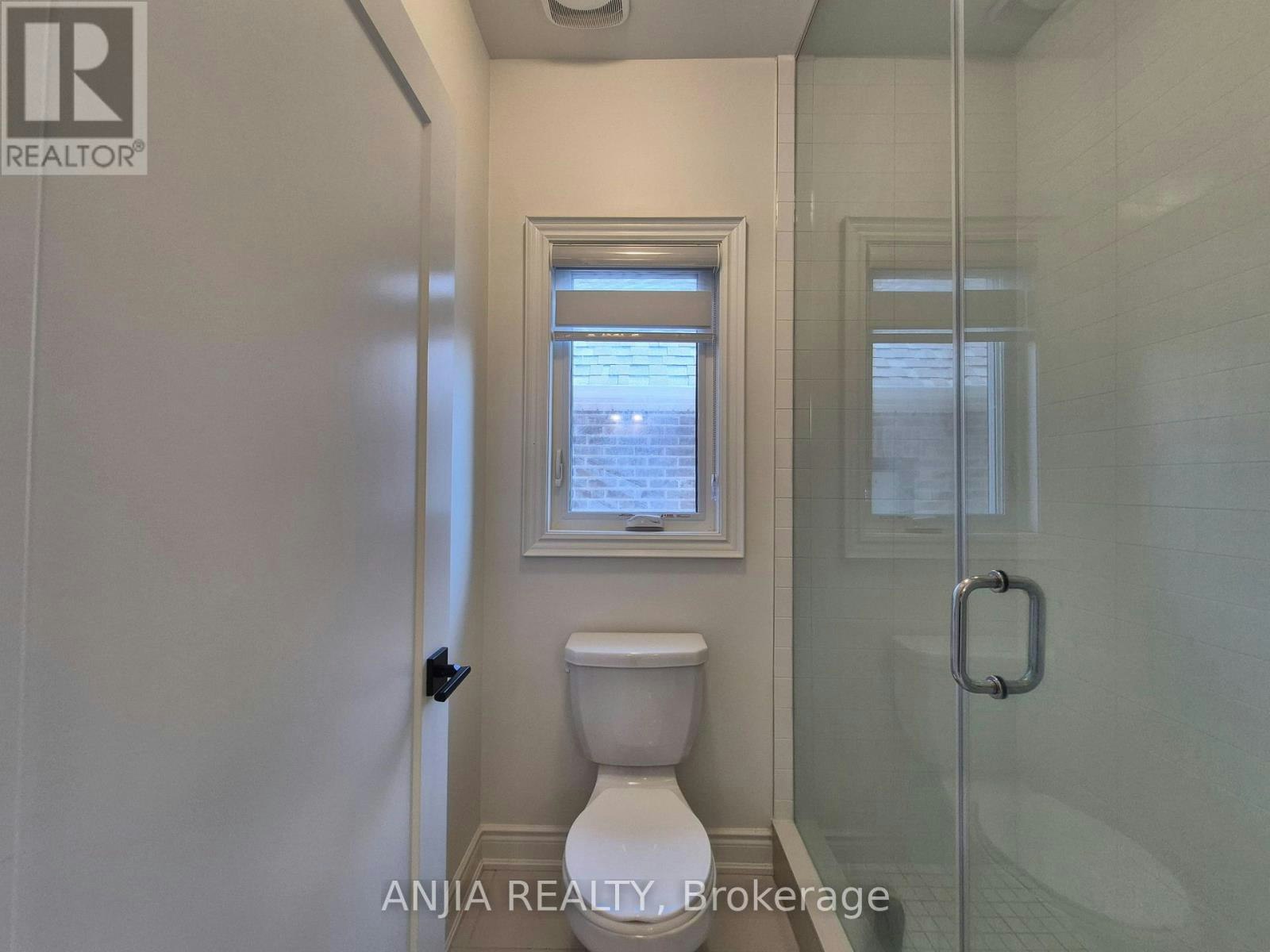 UPPER-50 Meadow Vista Crescent, East Gwillimbury, ON, L9N 0T4 - 39