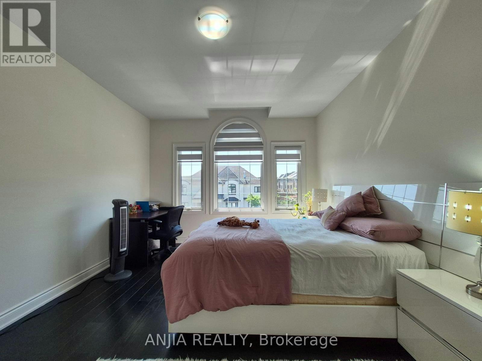 UPPER-50 Meadow Vista Crescent, East Gwillimbury, ON, L9N 0T4 - 44