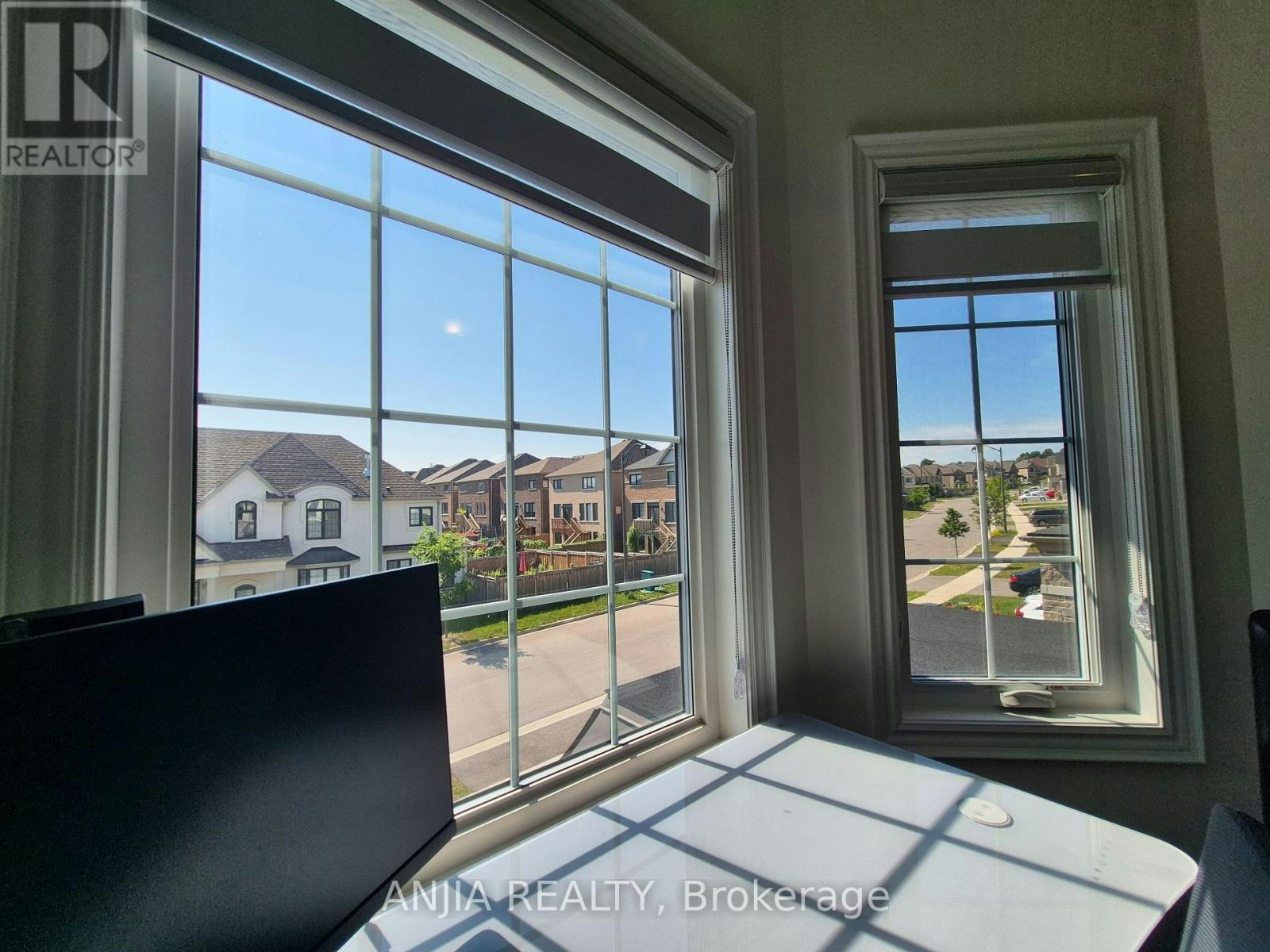 UPPER-50 Meadow Vista Crescent, East Gwillimbury, ON, L9N 0T4 - 42