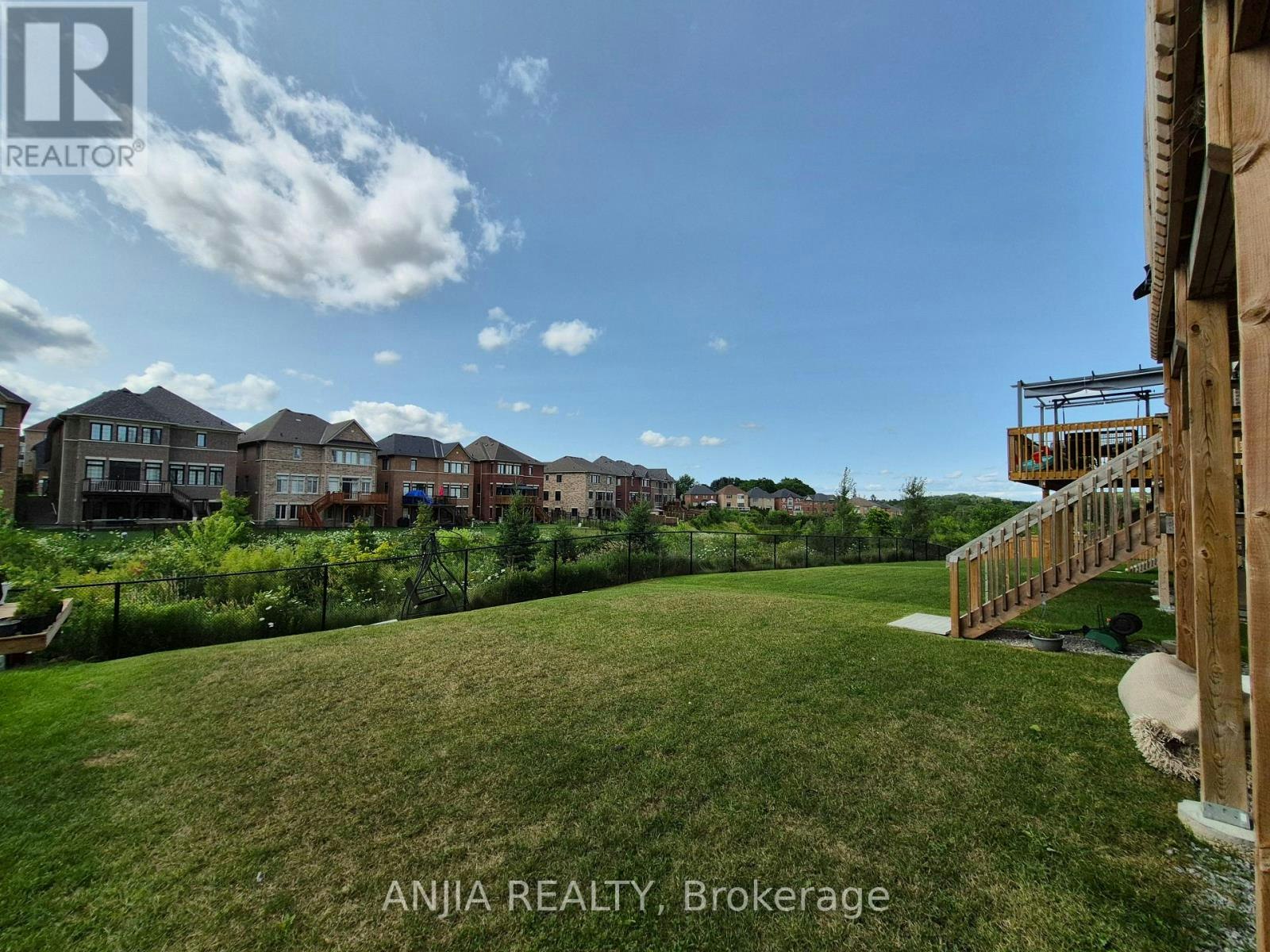 UPPER-50 Meadow Vista Crescent, East Gwillimbury, ON, L9N 0T4 - 49