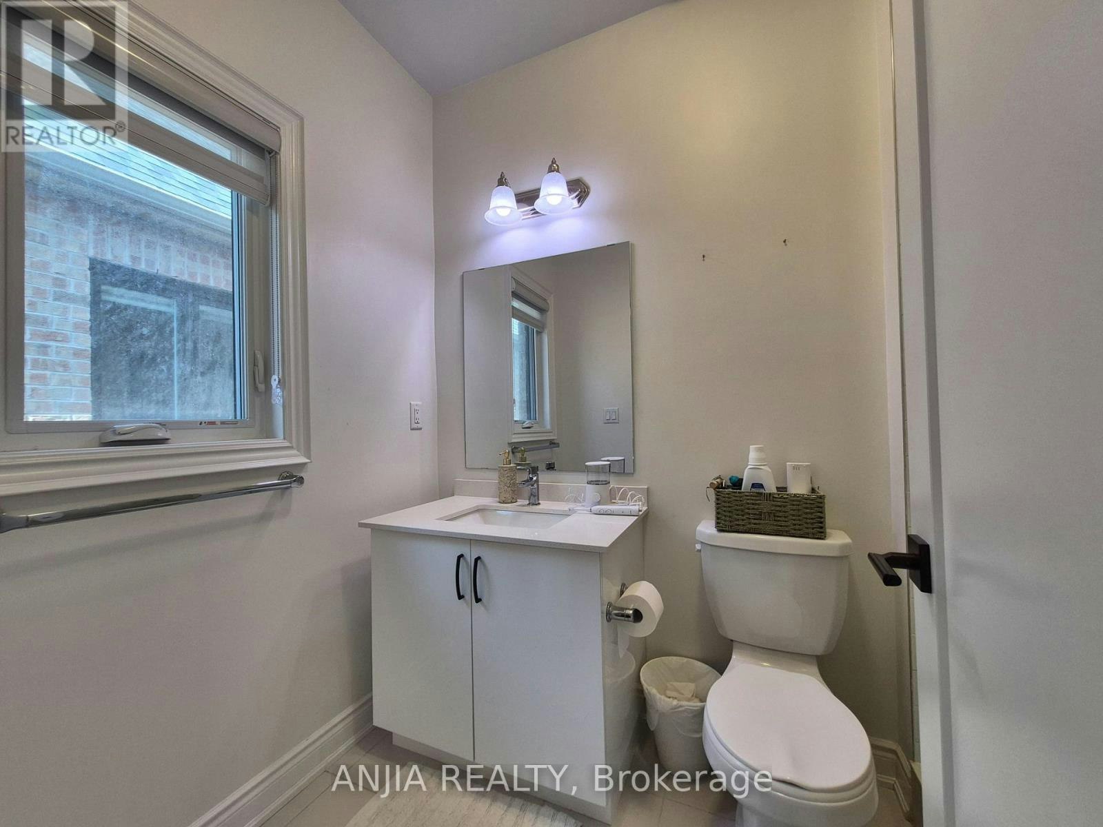 UPPER-50 Meadow Vista Crescent, East Gwillimbury, ON, L9N 0T4 - 45