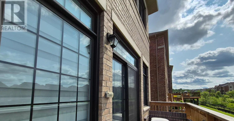 UPPER-50 Meadow Vista Crescent, East Gwillimbury, ON, L9N 0T4 - 23