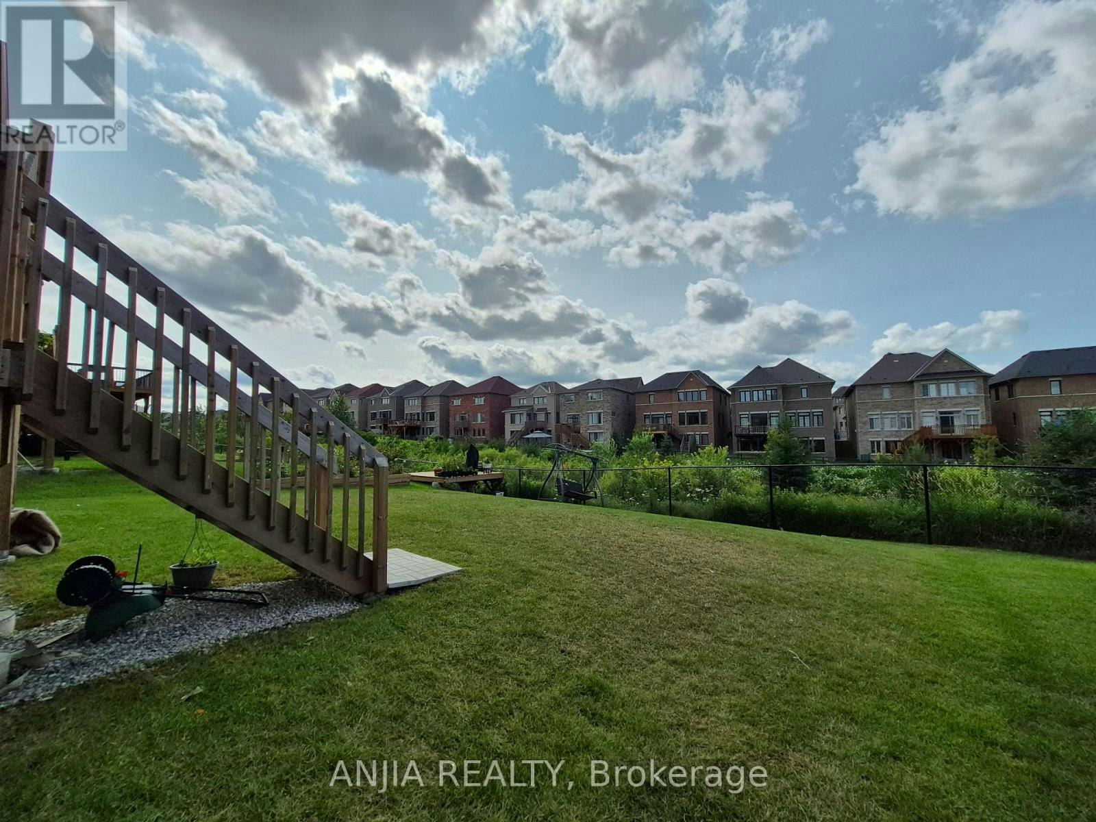 UPPER-50 Meadow Vista Crescent, East Gwillimbury, ON, L9N 0T4 - 48