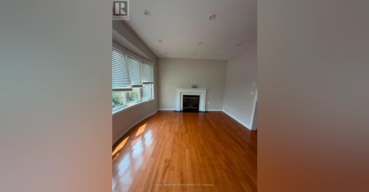 697 Scott Boulevard, Milton, ON, L9T 0X9 - 4