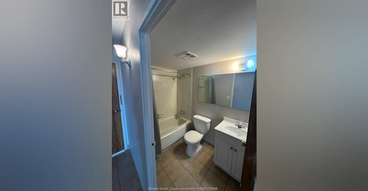 2014-150 Park Street West, Windsor, ON, N9A 7A2 - 13