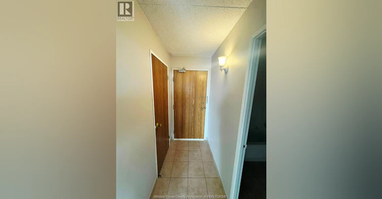 2014-150 Park Street West, Windsor, ON, N9A 7A2 - 15