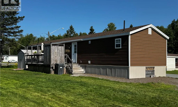2 Leafwood Crescent