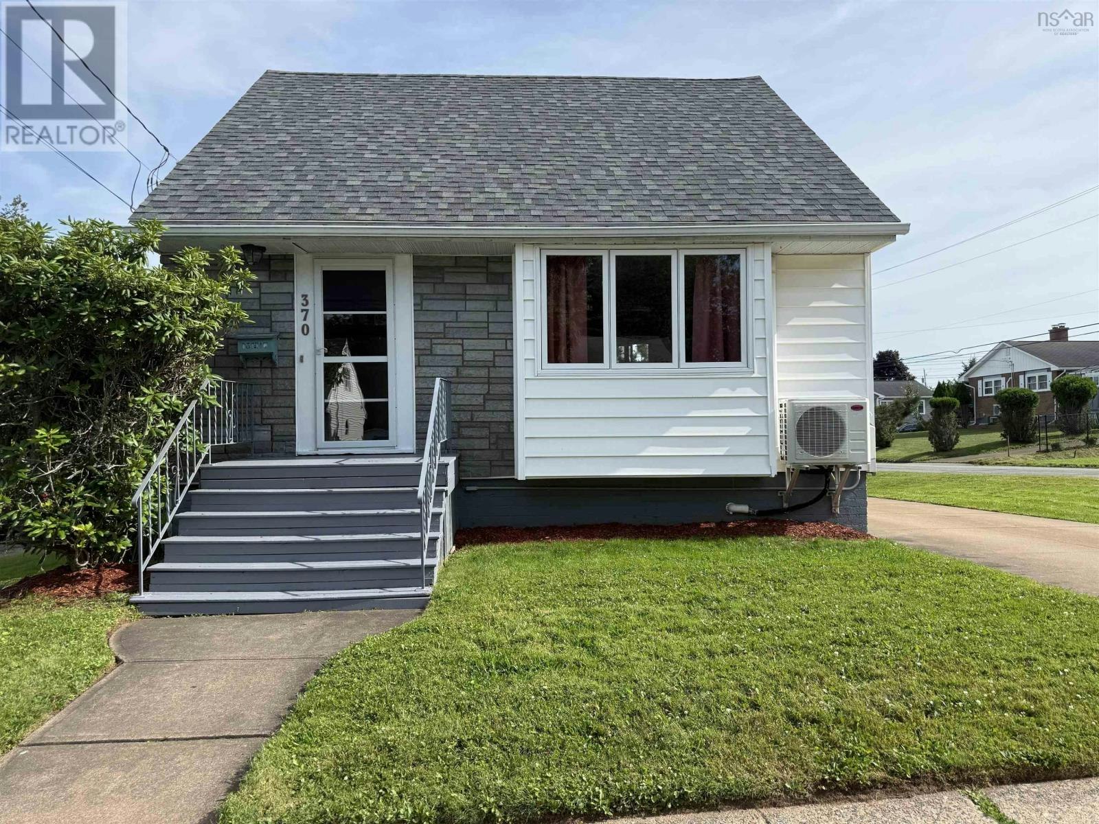 370 Victoria Avenue, New Glasgow, NS, B2H 1W5