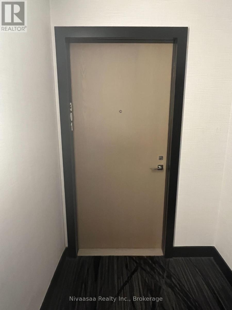 301-10 Rouge Valley Drive W, Markham, ON, L6G 0G9 - 2