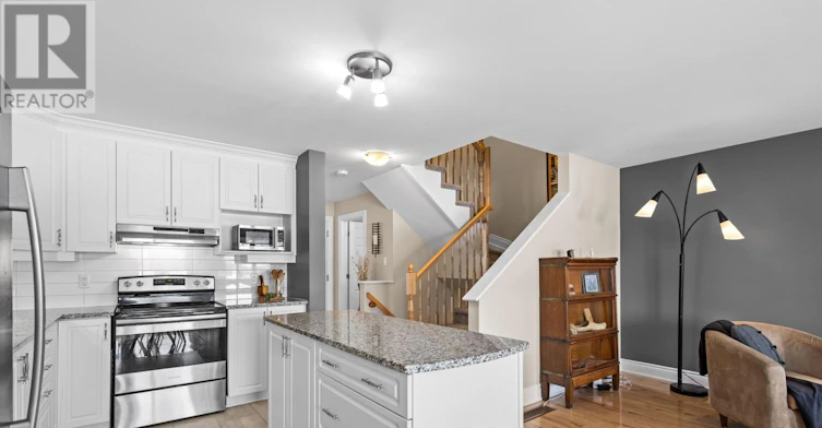 336 Twilight Avenue, Russell, ON, K4R 0E3 - 9