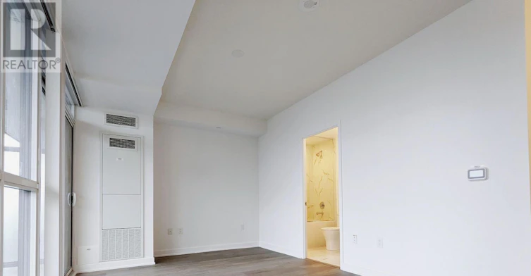 1708-38 Honeycrisp Crescent, Vaughan, ON, L4K 0M8 - 11