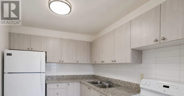 521-1901 Martin Grove Road, Toronto, ON, M9V 3T1 - 5