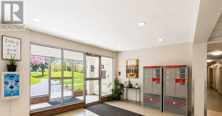 521-1901 Martin Grove Road, Toronto, ON, M9V 3T1 - 10