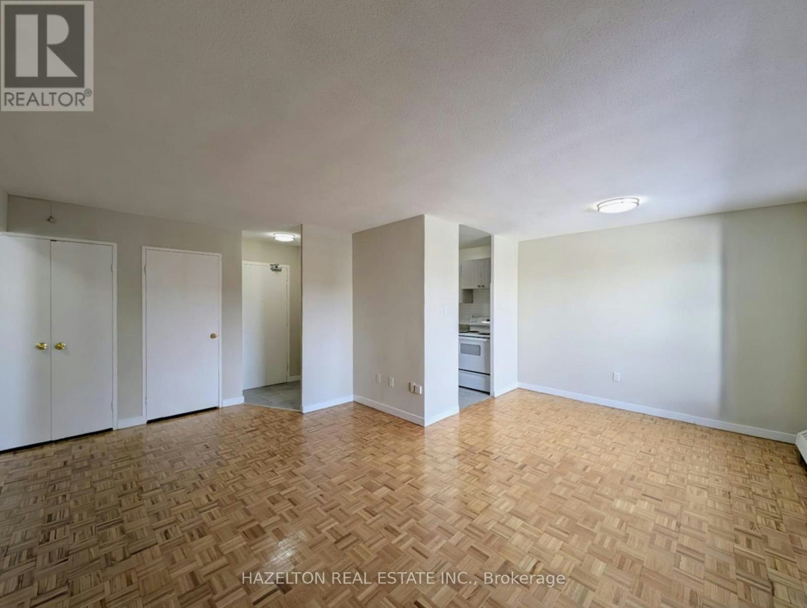 521-1901 Martin Grove Road, Toronto, ON, M9V 3T1 - 2