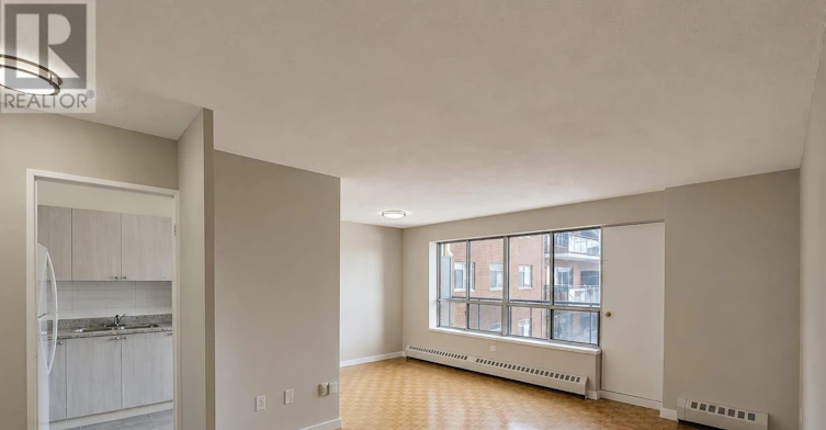 521-1901 Martin Grove Road, Toronto, ON, M9V 3T1 - 3