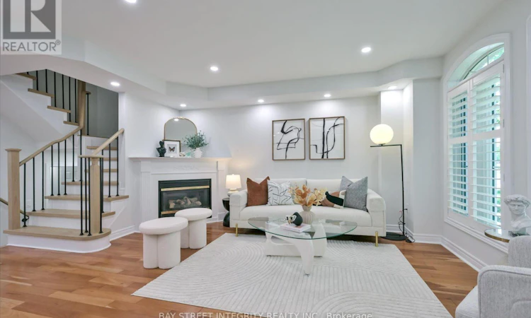 208 Georgian Drive