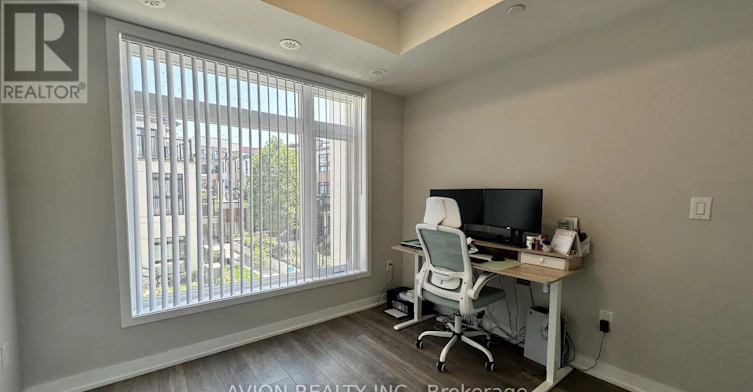 210-160 Canon Jackson Drive, Toronto, ON, M6M 0B6 - 14