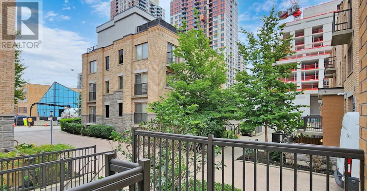 235-10 Foundry Avenue, Toronto, ON, M6H 0A6 - 34