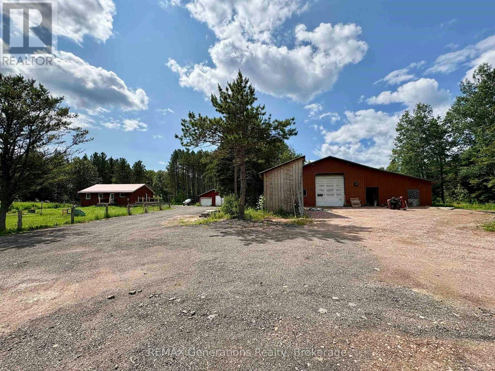 610 No. 5 Road S, Shuniah, ON, P0T 2M0