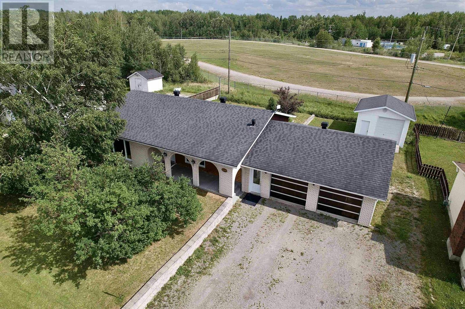 111 Woodcrest Drive, Longlac, ON, P0T 2A0