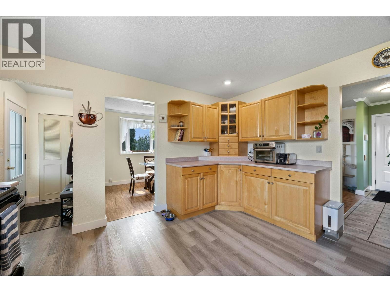2199 Perryville Place, Kamloops, BC, V2B 7Y1 - 9