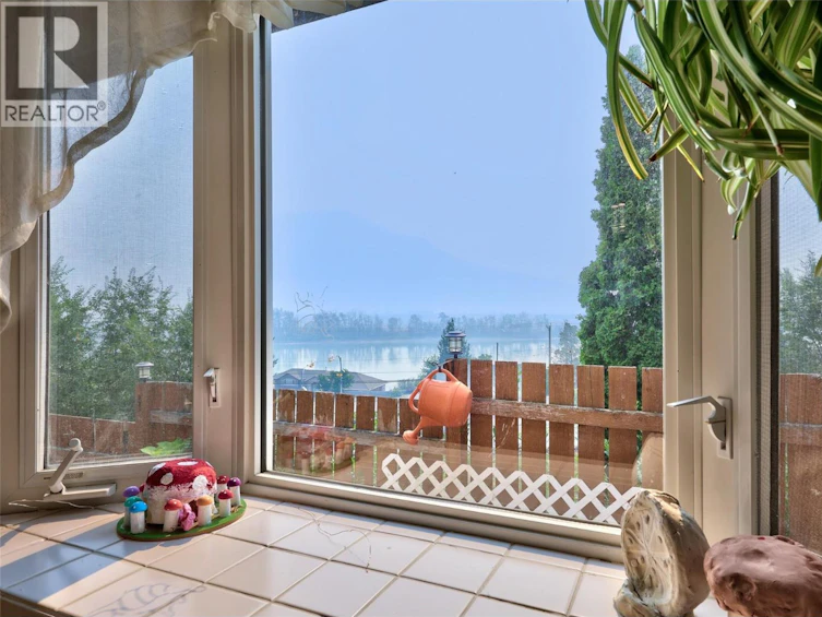 2199 Perryville Place, Kamloops, BC, V2B 7Y1 - 6