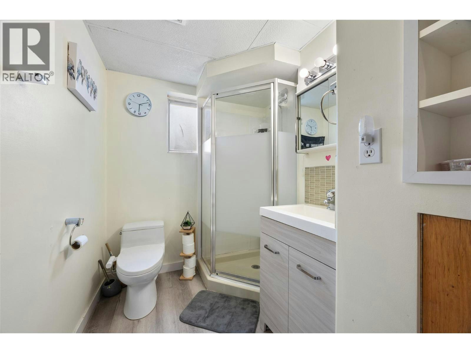 2199 Perryville Place, Kamloops, BC, V2B 7Y1 - 21