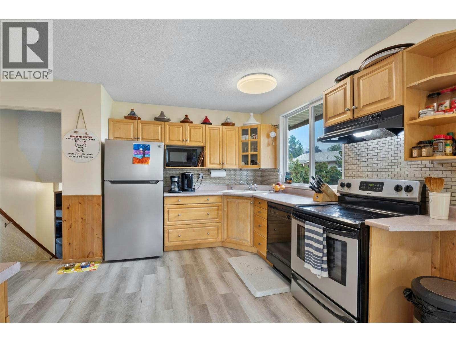 2199 Perryville Place, Kamloops, BC, V2B 7Y1 - 8