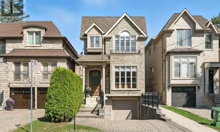 276 Greenfield Avenue