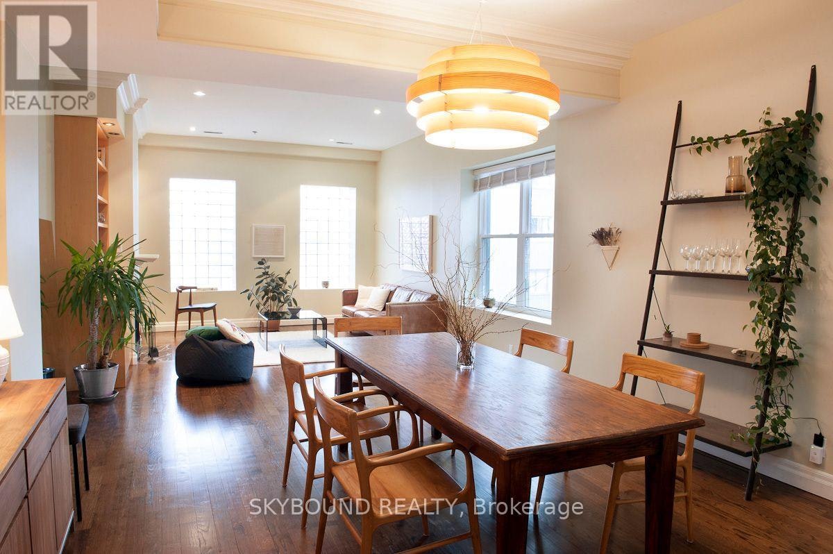 206-110 Hepbourne Street, Toronto, ON, M6H 1K5 - 5