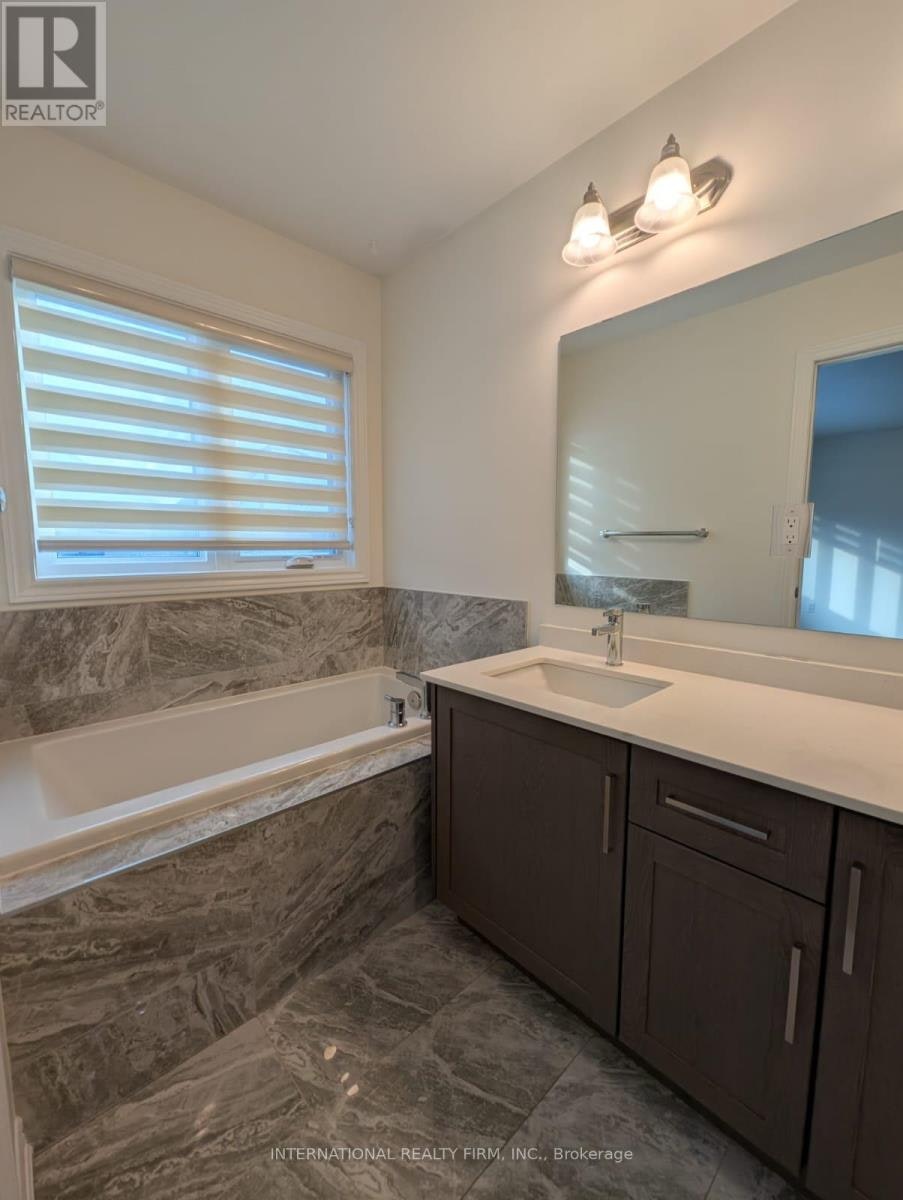 132 Laing Drive, Whitby, ON, L1P 0N5 - 12