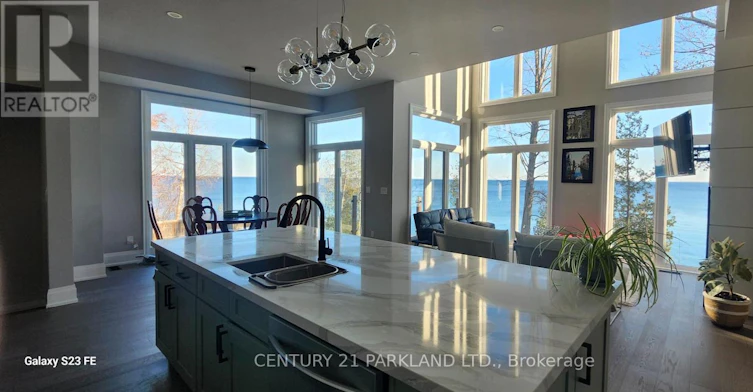 15 Stanley Avenue, Oro-Medonte, ON, L0L 1T0 - 9